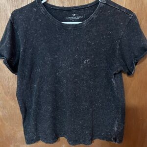 American eagle black acid wash t shirt. Size large fits like M cropped